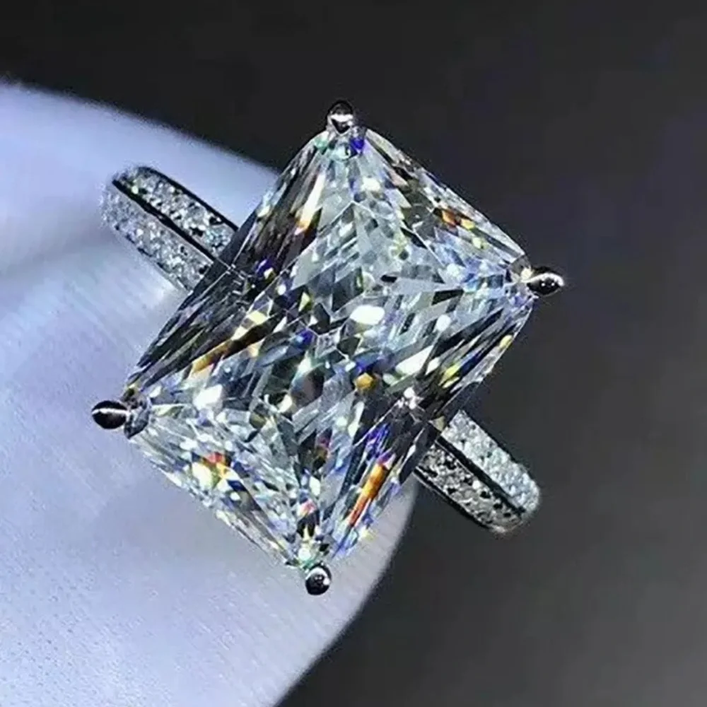 NEW ENGAGEMENT 925 STERLING SILVER DIAMOND RING, CUTE RING, SHINY RING. - Picture 4 of 5